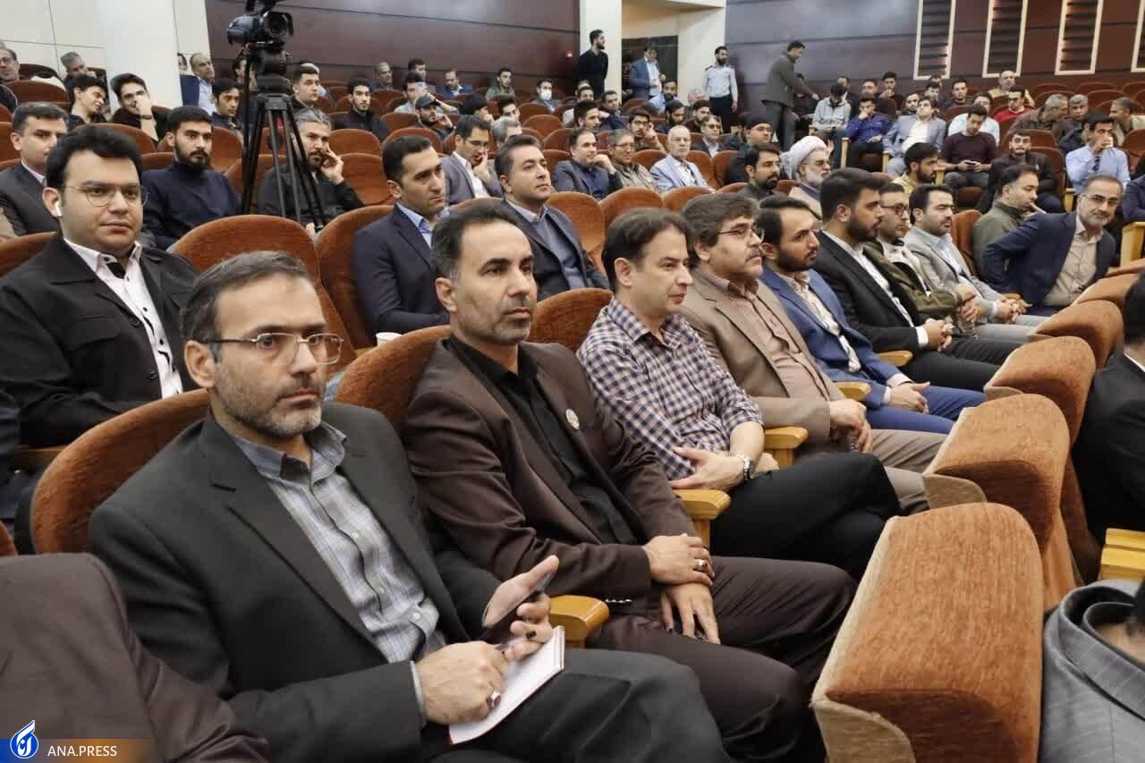 اجتماع بزرگ دانشجویان مشهدی