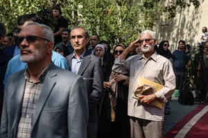 آیین روز پرچم در دانشگاه تهران