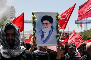 تشییع پیکر مطهر آقای شهید ایران و خانواده ایشان در مشهد
