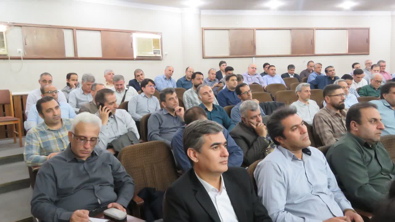 هر عمل مفیدی لزوماً «عمل صالح» نیست/ چرا تنها دانستن برای سعادت کافی نیست؟