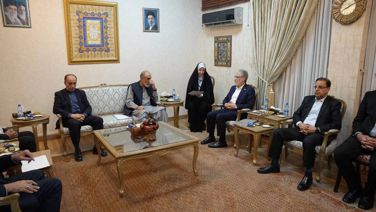 وزیر علوم