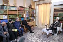 پزشکیان در دیدار با آیت‌الله ناصر مکارم شیرازی: برخی جریان‌ها به دنبال آسیب‌زدن به وحدت ملی هستند