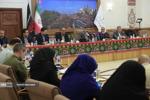 نشست اقدامات وزارت راه و شهرسازی برای مراسم تشییع رهبر شهید انقلاب
