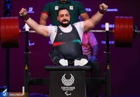 اولین طلای ایران در گردن روح‌الله رستمی