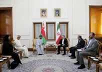 دیدار وزیر خارجه عمان با عراقچی