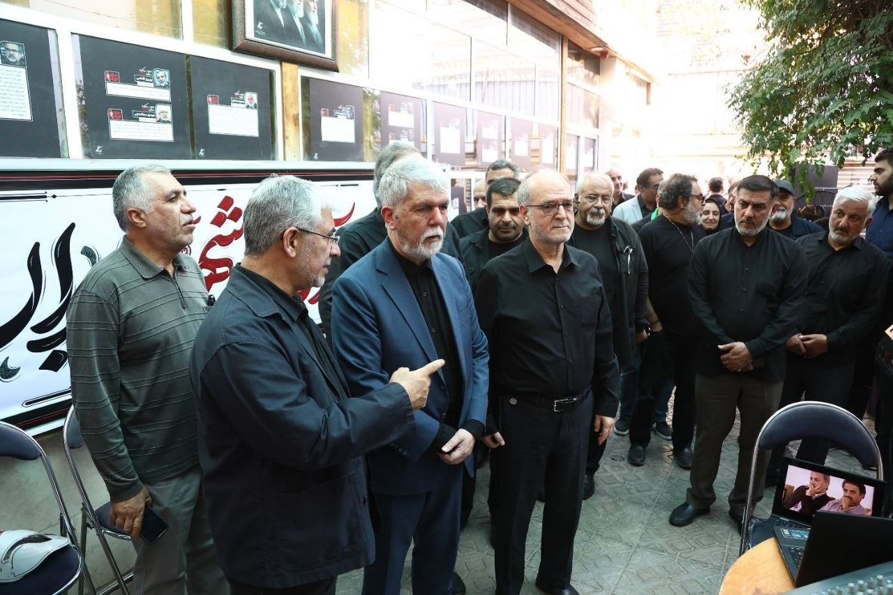 در بین رهبران سیاسی ایران معاصر هیچکس به اندازه رهبر انقلاب به سینما باور نداشت