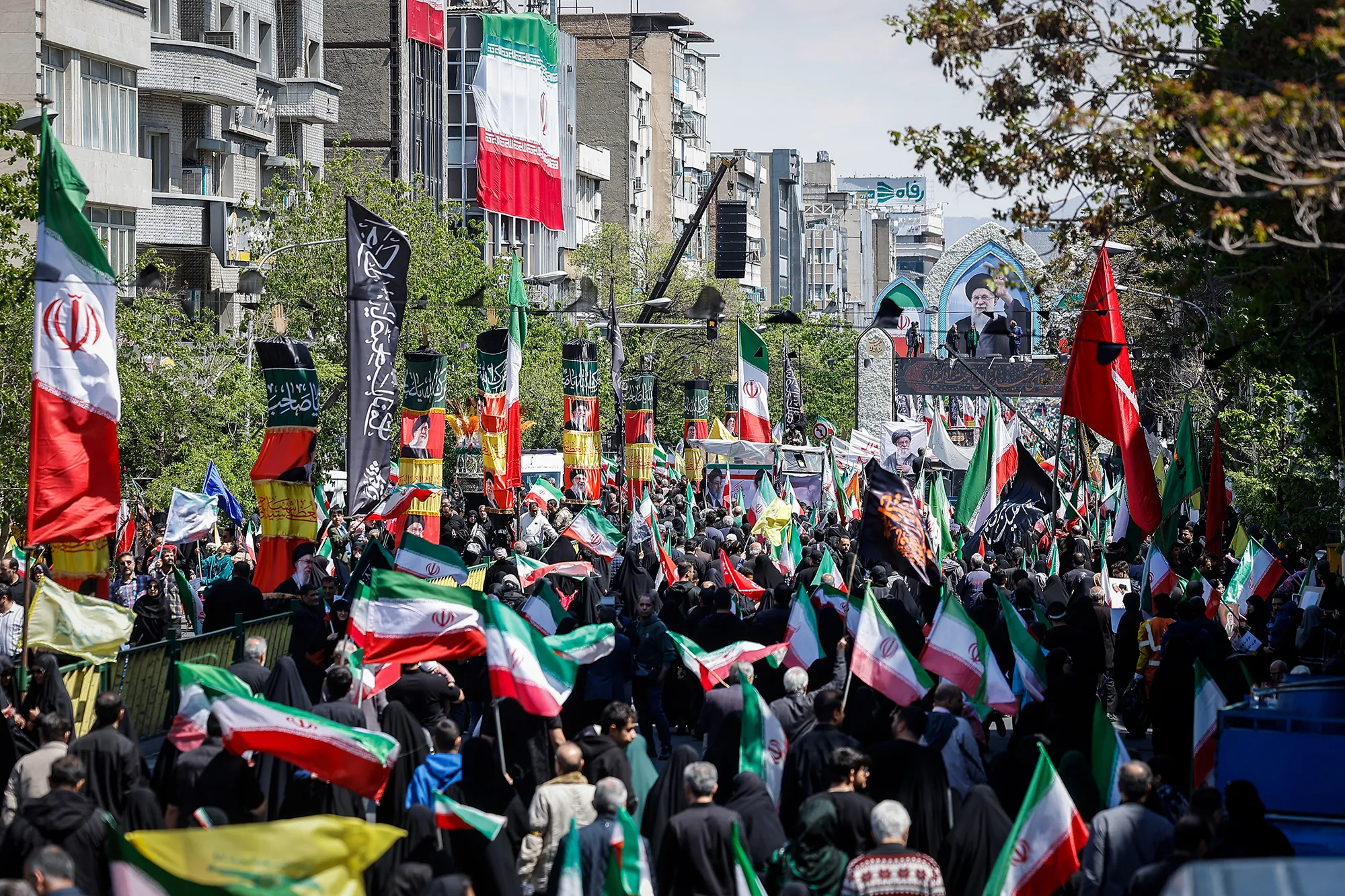 مراسم چهلمین روز شهادت حضرت آیت‌الله‌ خامنه ای رهبر شهید انقلاب - 2