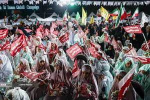  اولین جشن تشرّف (تکلیف) در میدان فاطمی