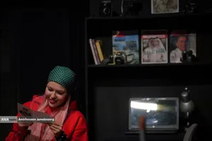 نمایش &laquo;لحظه درنگ می&zwnj;کند&raquo;