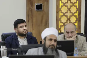 نشست تقریبی جمعی از علمای شیعه و اهل تسنن در مشهد مقدس