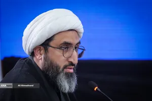 آیین افتتاحیه &laquo;طرح تحول درس انس با قرآن کریم&raquo; با حضور دکتر بیژن رنجبر رئیس دانشگاه آزاد اسلامی