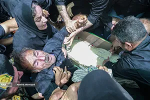 تشییع و خاکسپاری شهدای حملات رژیم صهیونیستی در قطعه42 بهشت زهرا(س)