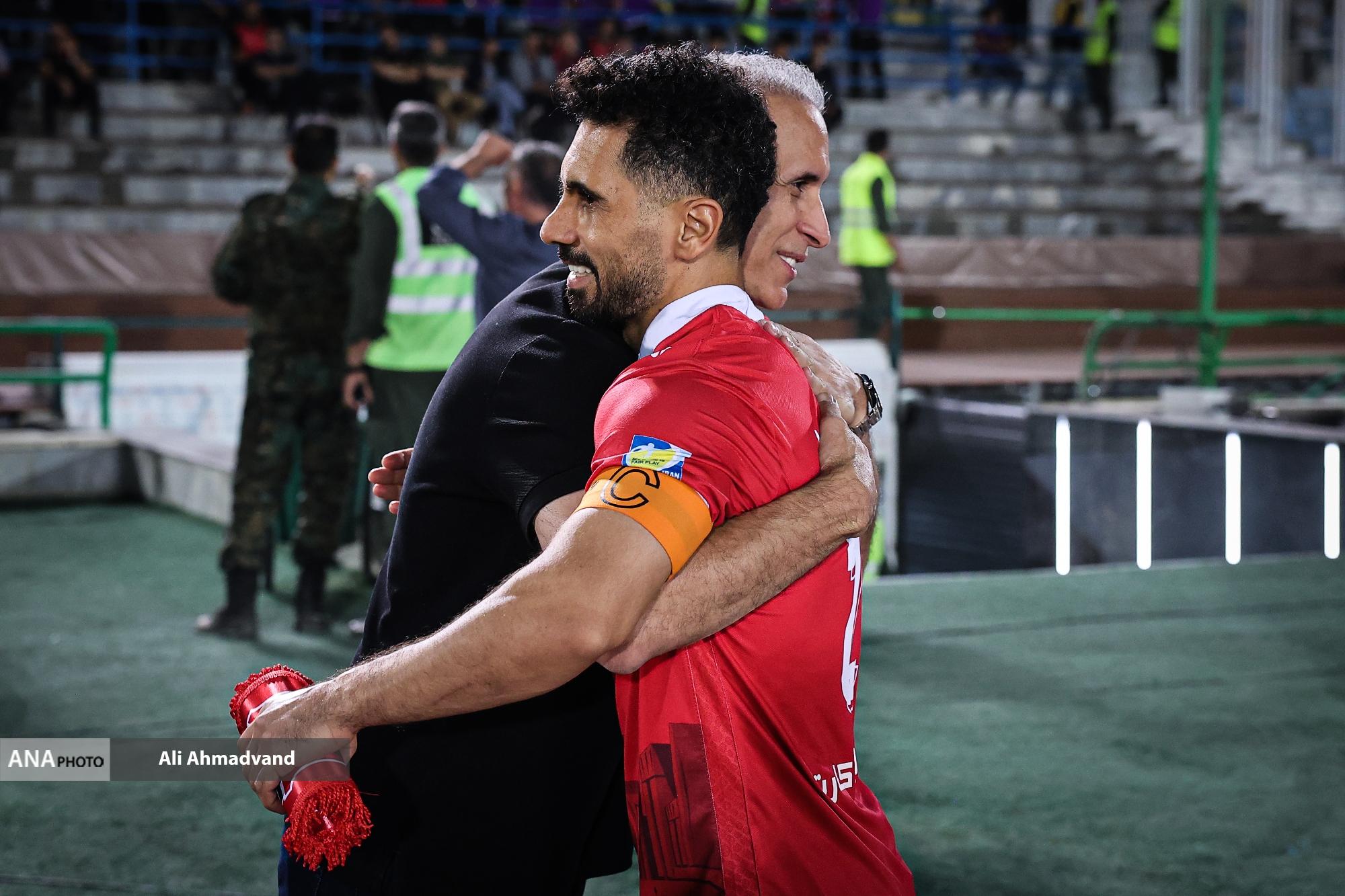 از برخورد صمیمی امیری با هاشمیان تا مصاحبه‌های هماهنگ پرسپولیس و استوری لک