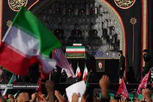 مراسم تشییع پیکر مطهر رهبر شهید انقلاب در قم