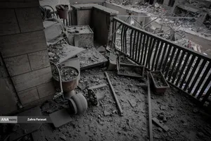 آثار تجاوز هوایی آمریکایی _ صهیونیستی به اماکن مسکونی