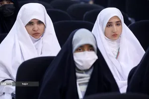 نشست صمیمی با نوجوانان حاضر در حج 1404