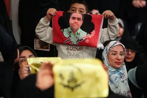 دیدار خانواده شهدای اقتدار با رهبر انقلاب در روز میلاد امیرالمومنین علیه&zwnj;السلام