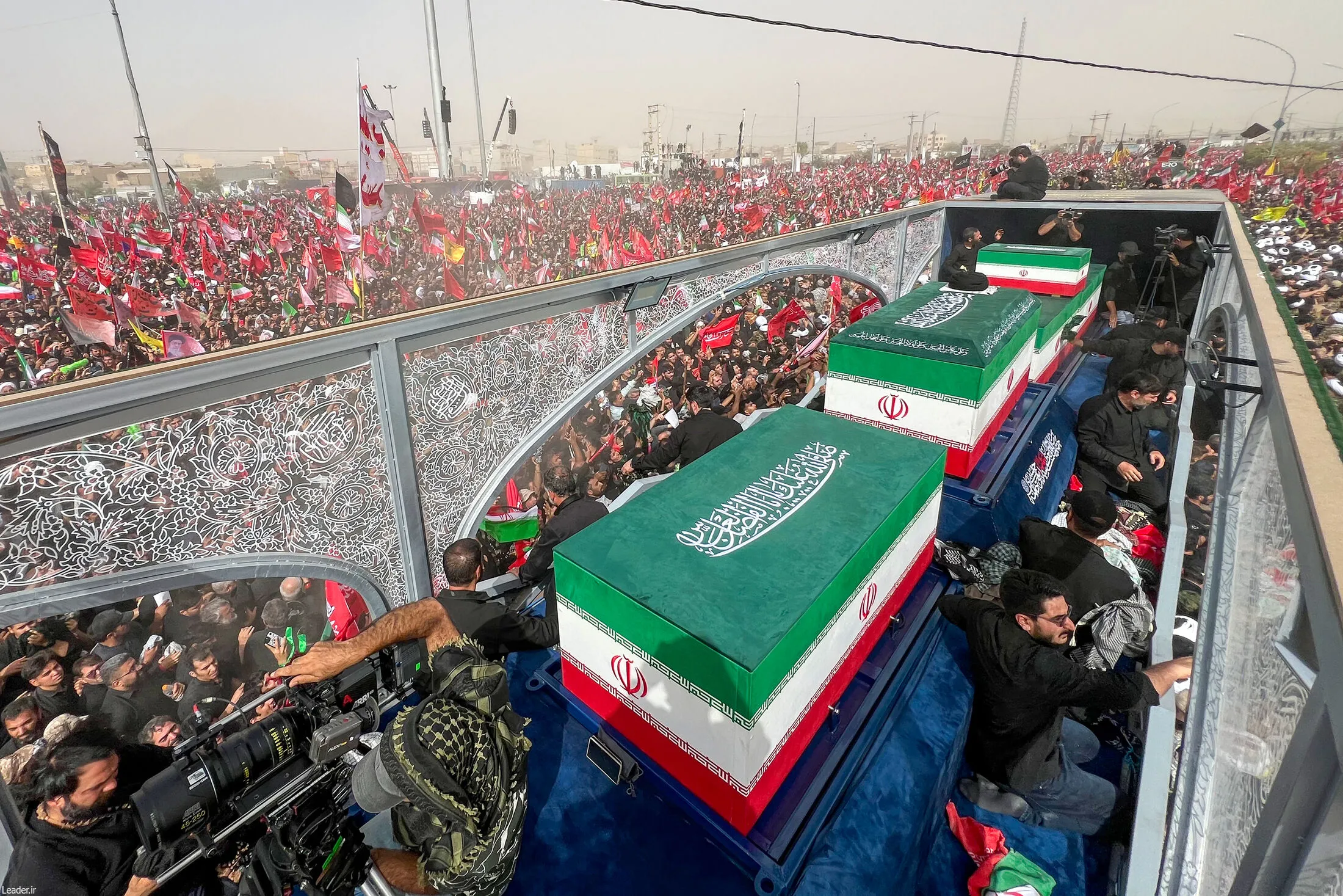 تشییع پیکر مطهر امام مجاهد شهید در شهر مقدس قم