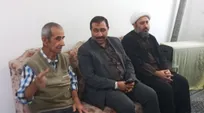 خانواده شهدا قوت قلب مردم هستند