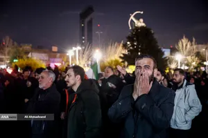 مراسم عزاداری در سوگ رهبر شهید انقلاب - میدان ونک