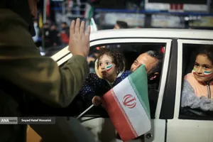 اجتماع مردم ساری در حمایت از رهبر انقلاب و نیرو&zwnj;های مسلح