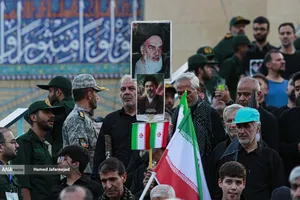 مراسم وداع با رهبر شهید انقلاب حضرت آیت الله سیدعلی خامنه&zwnj;ای (ره) و خانواده ایشان