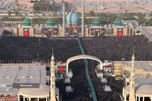 تشییع پیکر مطهر امام مجاهد شهید در شهر مقدس قم