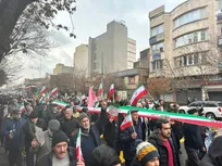 تبریز در آغوش انقلاب: حماسه‌ای از همدلی در هوای سرد