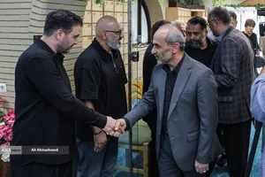 مراسم یادبود &laquo;اکبر عبدی&raquo; در مسجد بلال