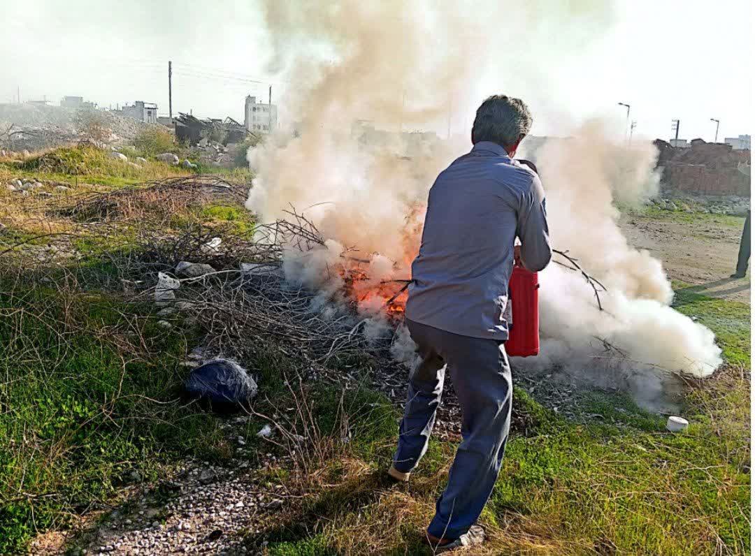 رزمایش تاکتیکی پدافند غیرعامل و خودحفاظتی در دانشگاه آزاد بوشهر برگزار شد.