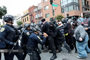 اعتراضات گسترده علیه اداره مهاجرت و گمرک آمریکا