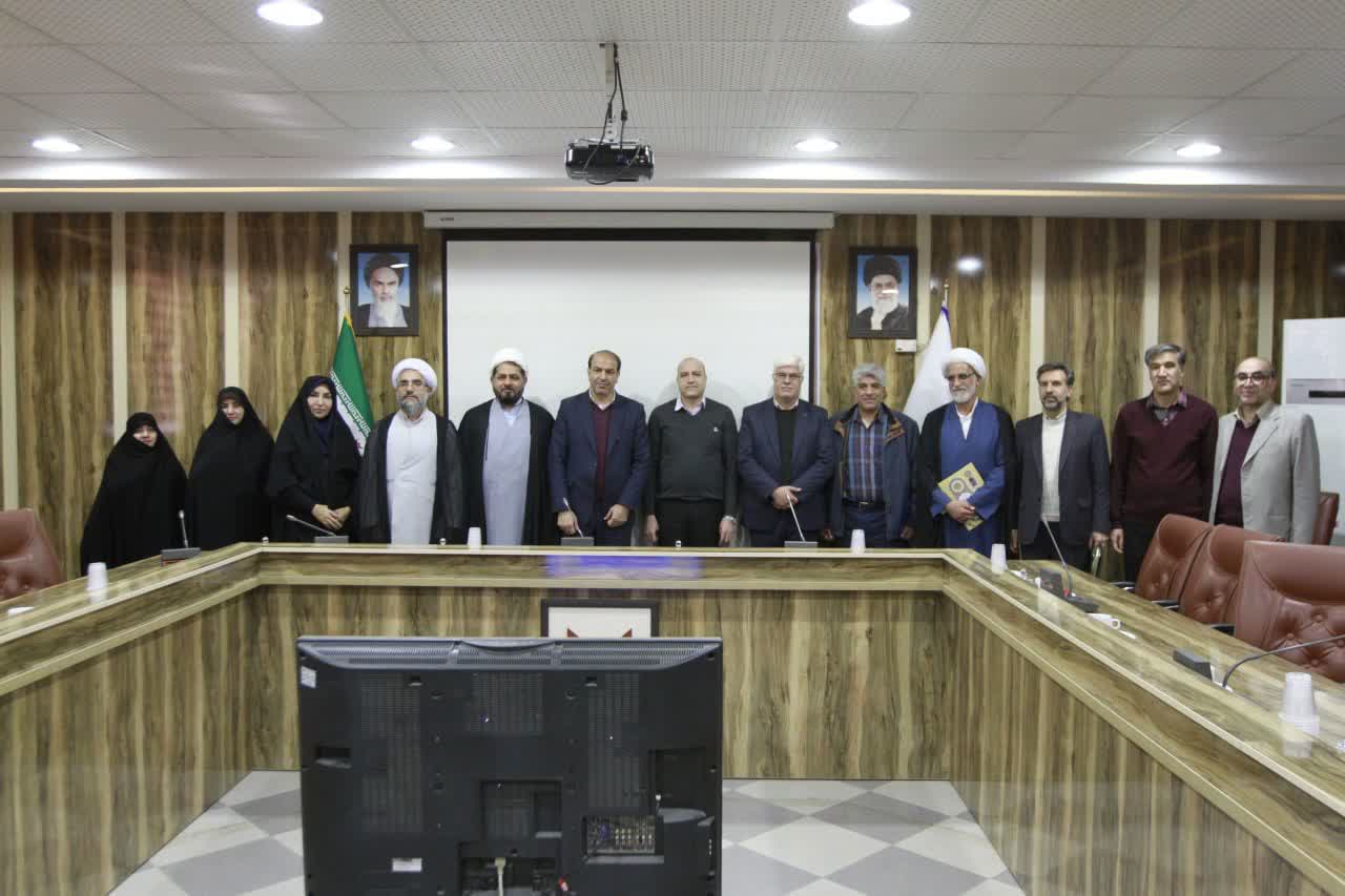 نشست تخصصی «شورای استانی امور شاهد و ایثارگران» در دانشگاه آزاد اراک برگزار شد