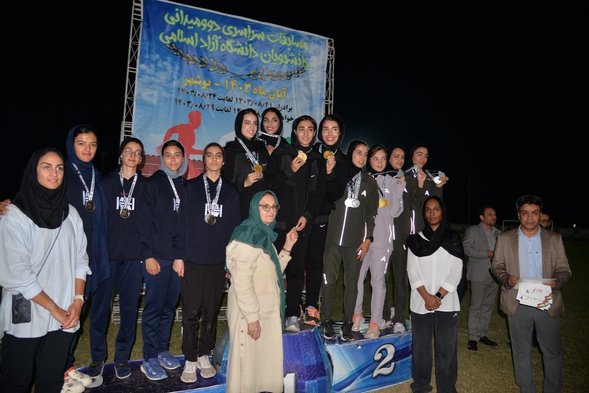درخشش رنگ مدال مسابقات دوومیدانی در چشمان دختران دانشگاه آزاد