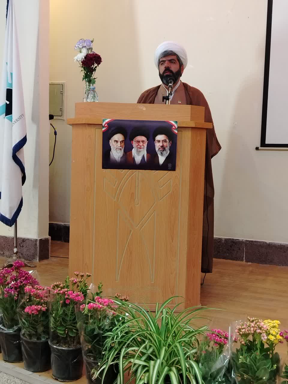 مردم نجیب و شجاع ایران زیر موشک‌باران دشمن هم صحنه را خالی نکردند؛ این اتحاد و همدلی باید حفظ شود