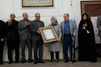 از مهار ایدز تا مقابله با کرونا/ تقدیر  از یک عمر مجاهدت علمی مینو محرز در انجمن آثار و مفاخر فرهنگی