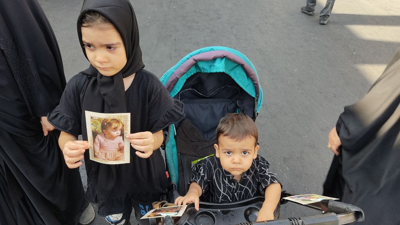 در مسیر حسین؛ تهران قدم‌به‌قدم به اربعین می‌رسد/ روایتی از موشک‌ها و پرچم‌های انتقام +عکس و فیلم