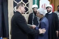 تجلیل از پدر دانشجوی شهید دفاع مقدس در دانشگاه آزاد رشت