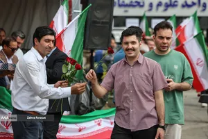 آیین استقبال از دانشجویان در دانشگاه آزاد اسلامی 
