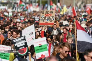 تظاهرات ده&zwnj;ها هزار نفر در برلین علیه حمایت آلمان از اسرائیل