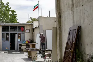 دست&zwnj;هایی که می&zwnj;سازند