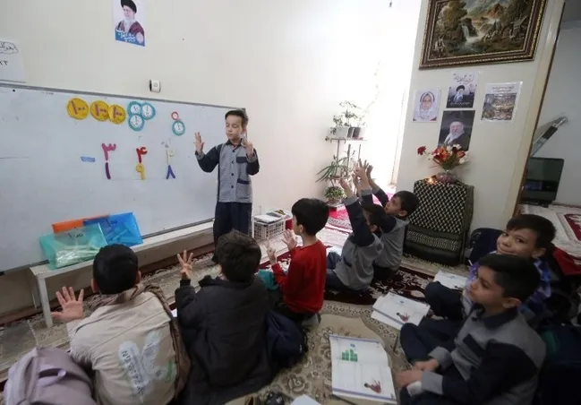 برنامه‌های آینده مدارس غیردولتی؛ از پیگیری ۳۰ ساعته شدن وظایف معلمان تا امتیازات ویژه استخدامی