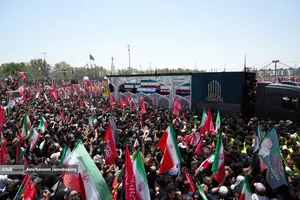 تشییع پیکر مطهر آقای شهید ایران و خانواده ایشان
