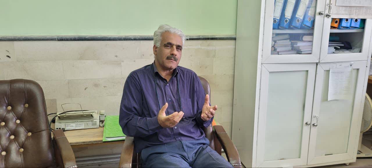 قلم، حافظه تاریخ است؛ گفت‌وگو با امید سپهری‌راد درباره مسئولیت نویسندگان در عصر هوش مصنوعی