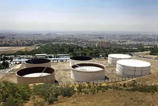 نفتکش‌ها از محله شهران خارج می‌شوند/ پل اختصاصی انبار نفت شهران در مسیر بهره برداری