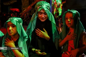 سفره نذری حضرت رقیه(س) در میدان امام حسین(ع)