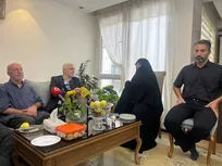 دیدار رئیس بنیاد شهید و امور ایثارگران با خانواده شهیدان باکویی