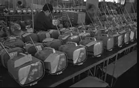 بداقبالی تلویزیون‌های قابل‌حمل| گران‌قیمت‌های بی‌فایده!