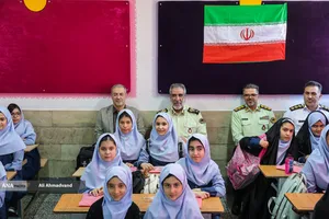 آغاز سال تحصیلی جدید با حضور فرمانده انتظامی تهران بزرگ