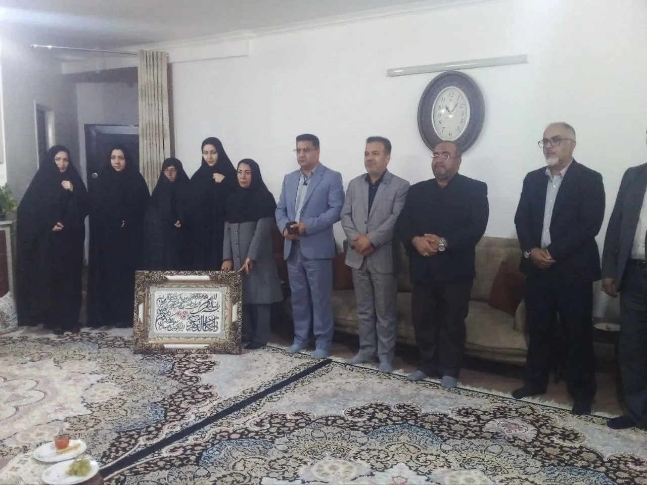 تجلیل رئیس دانشگاه آزاد اسلامی لارستان از خانواده دانشجوی شهید سیدمحمد رحمانیان