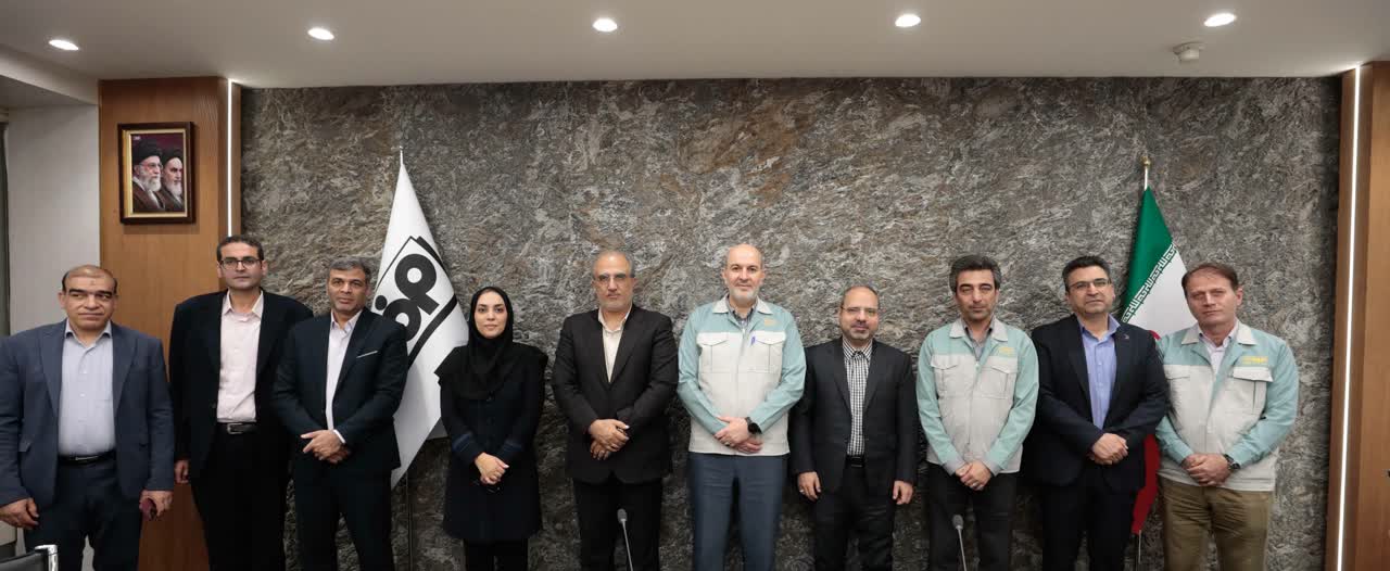 معاون فناوری، نوآوری و تحقیقات دانشگاه آزاد اسلامی از شرکت فولاد مبارکه